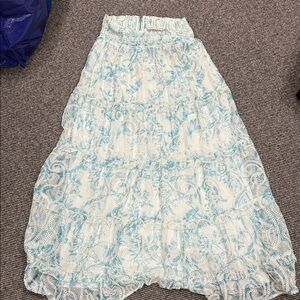 Alice and Olivia Blue and White Lace Skirt